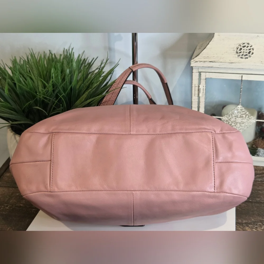 Coach Soho Lynn Hobo Bag Rose Pink Leather - Picture 5 of 15